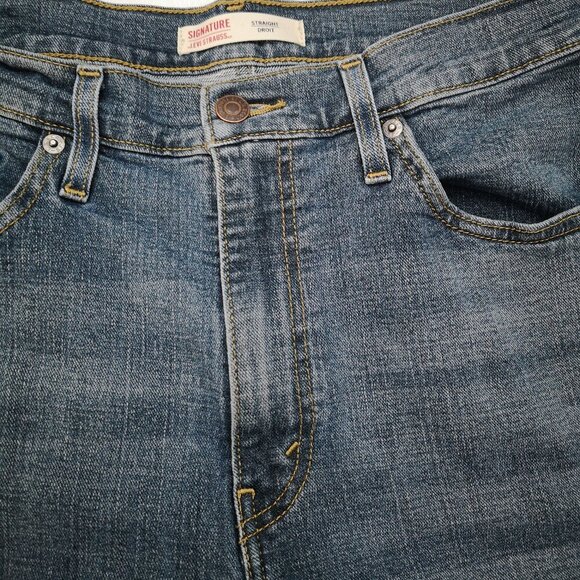 Signature by Levi Strauss Men's Size 36/32 Medium Wash Straight Leg Jeans - Picture 8 of 14